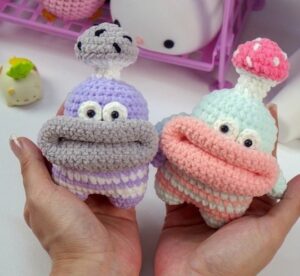 Many-in-1 Tutorial to Crochet Small Big Mouth Character with Mushroom Hat Plushies
